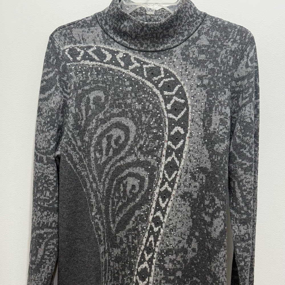 Chicos Gray Mockneck Tunic Soft Sweater, Size 2 Medium